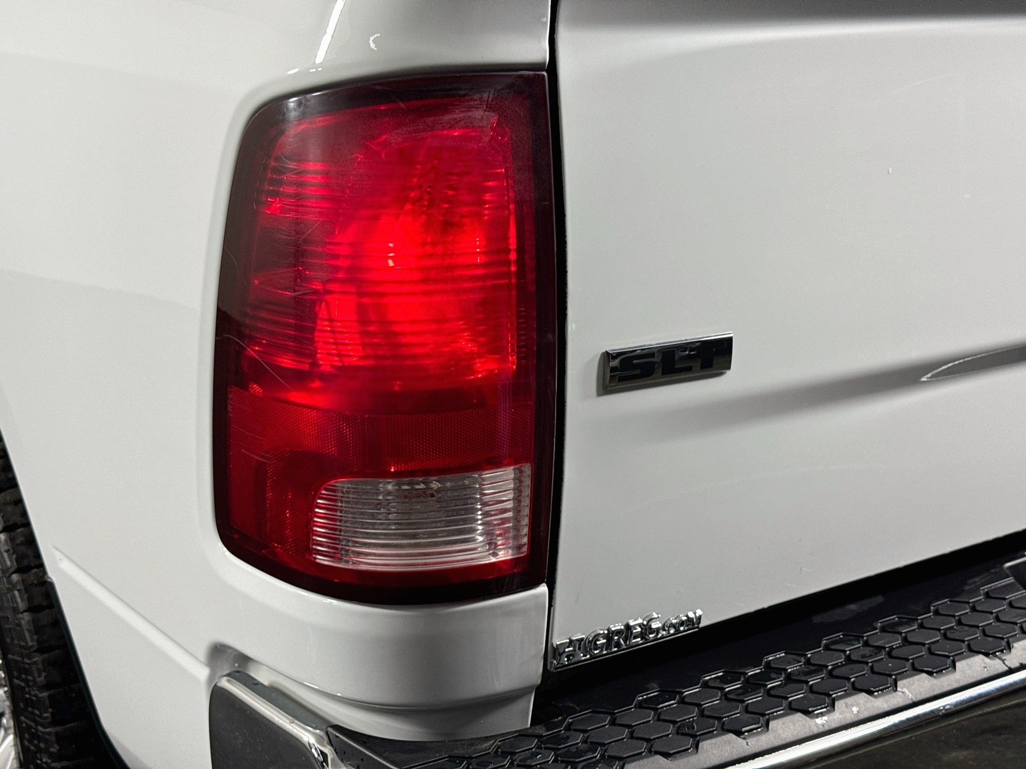 Used 2023 RAM 1500 Classic SLT w/ Electronics Group AWD/4WD image 35
