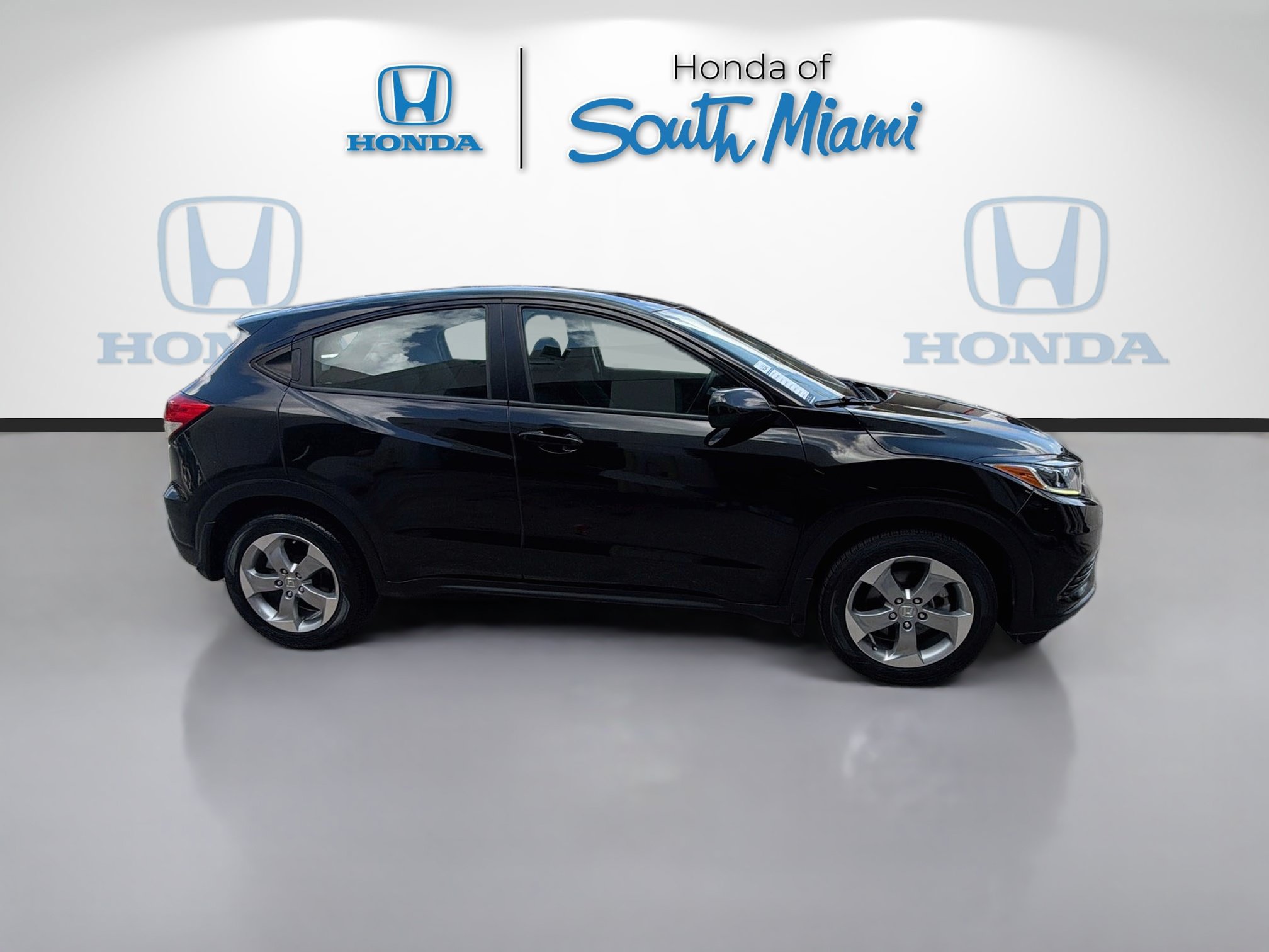 Used 2022 Honda HR-V LX image 8