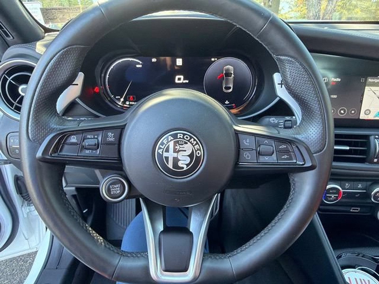 Used 2024 Alfa Romeo Giulia Veloce AWD/4WD image 21