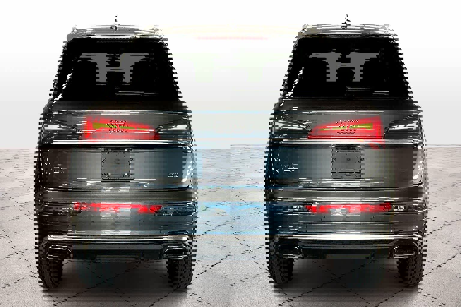 Used 2023 Audi Q5 2.0T Premium w/ Convenience Package image 7