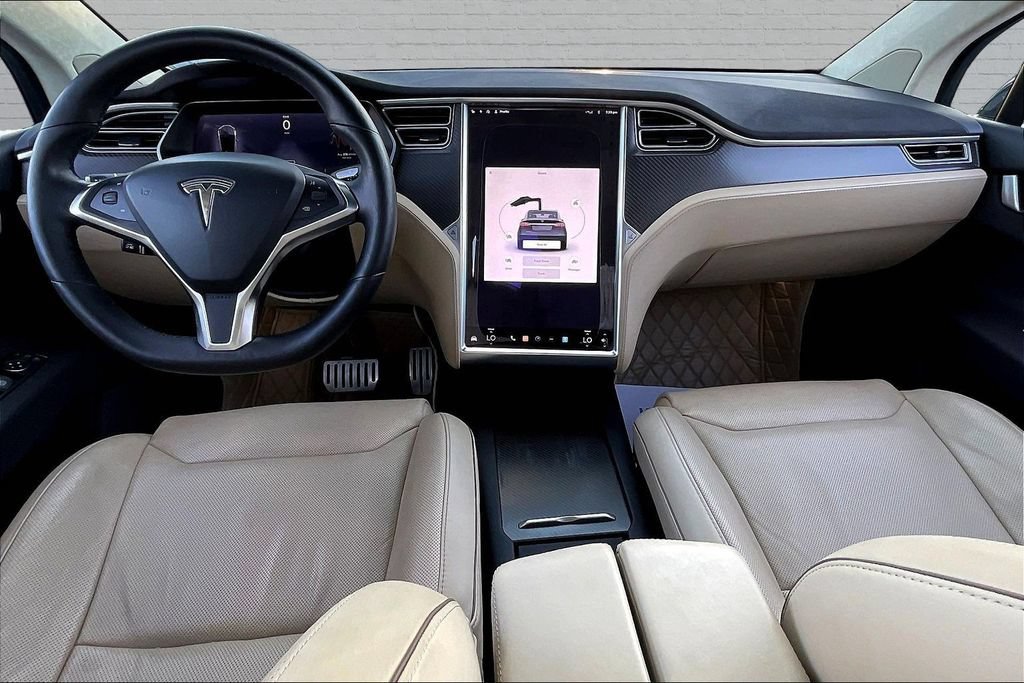 Used 2016 Tesla Model X Performance AWD/4WD image 7