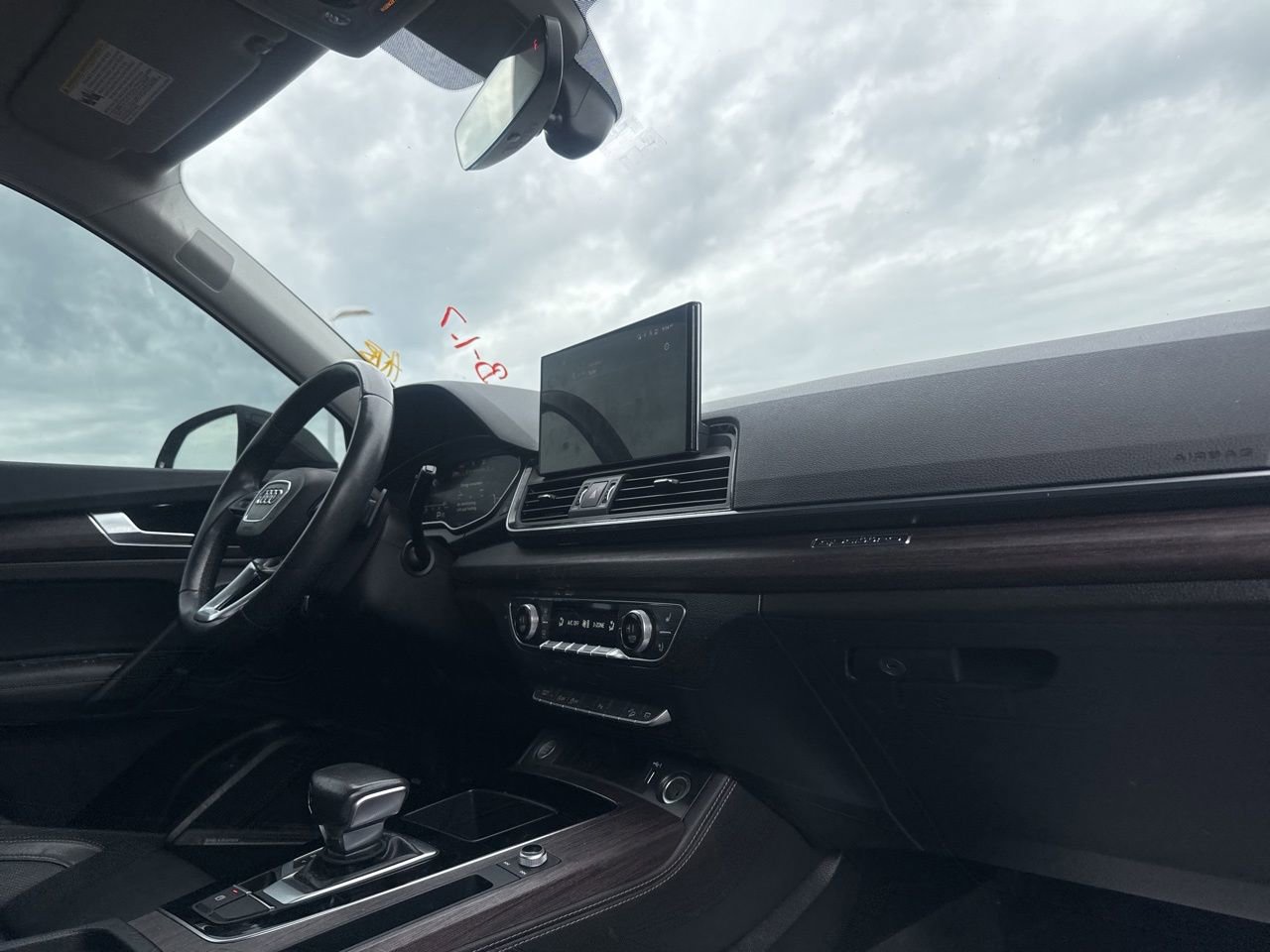 Used 2021 Audi Q5 2.0T Premium Plus w/ Premium Plus Package AWD/4WD image 24
