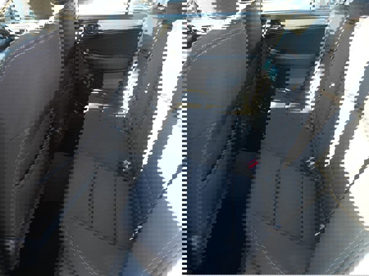 Used 2017 Subaru Legacy 2.5i Premium w/ Moonroof Package image 22