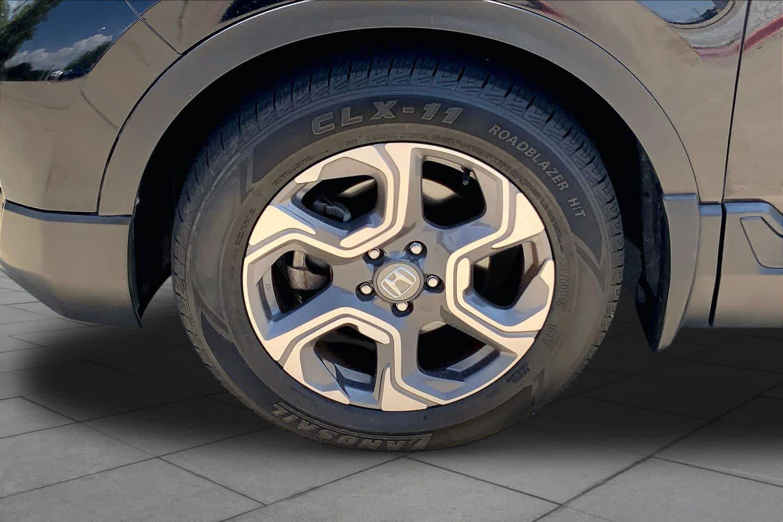 Used 2018 Honda CR-V EX image 9