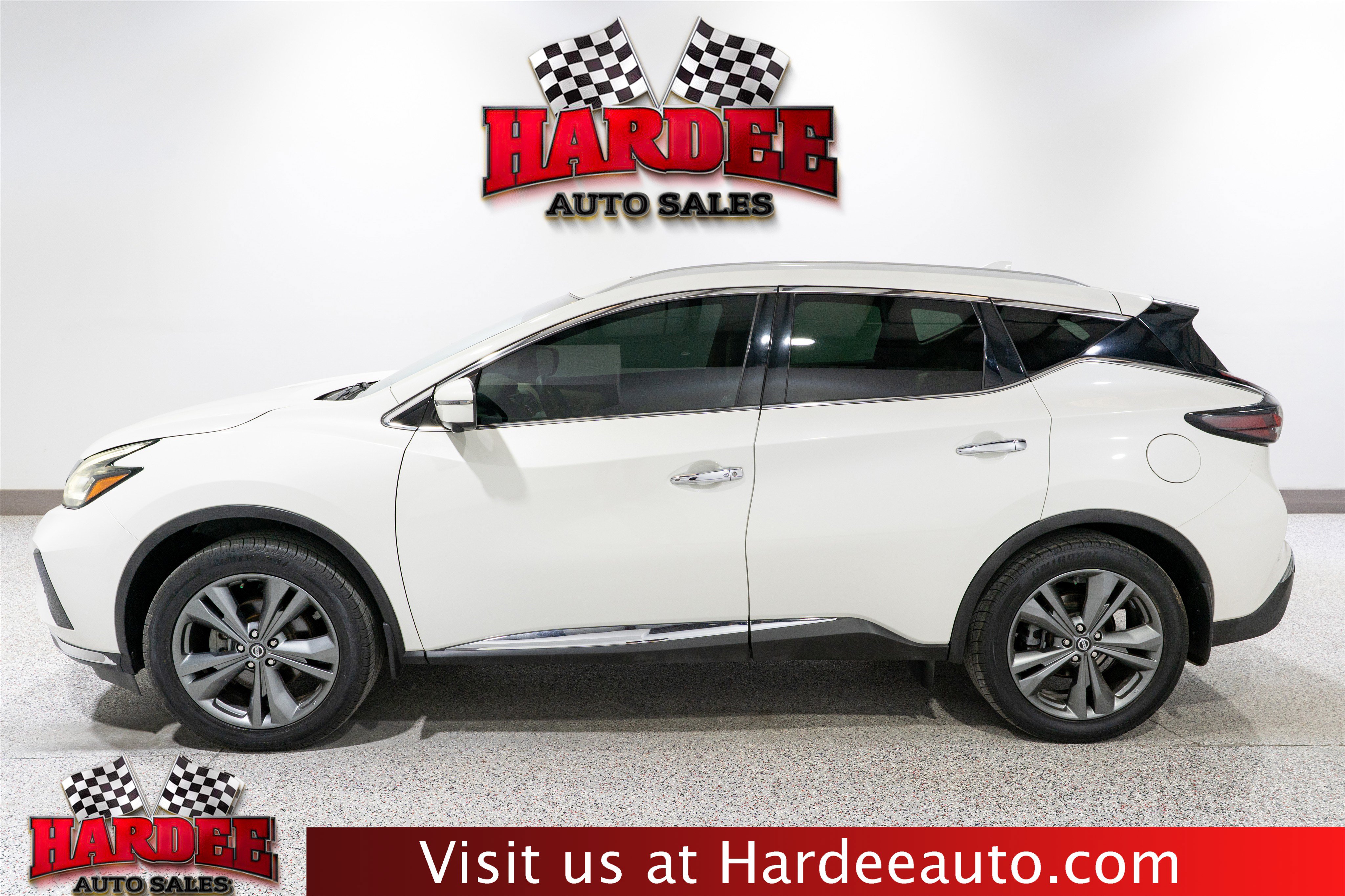 Used 2020 Nissan Murano Platinum FWD image 1