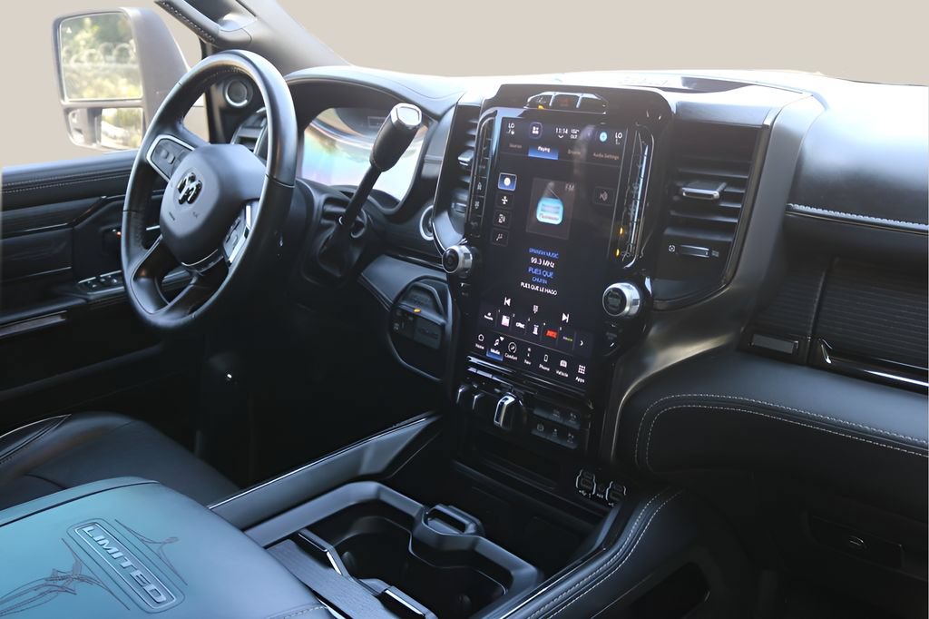 Used 2024 RAM 2500 Limited AWD/4WD image 21