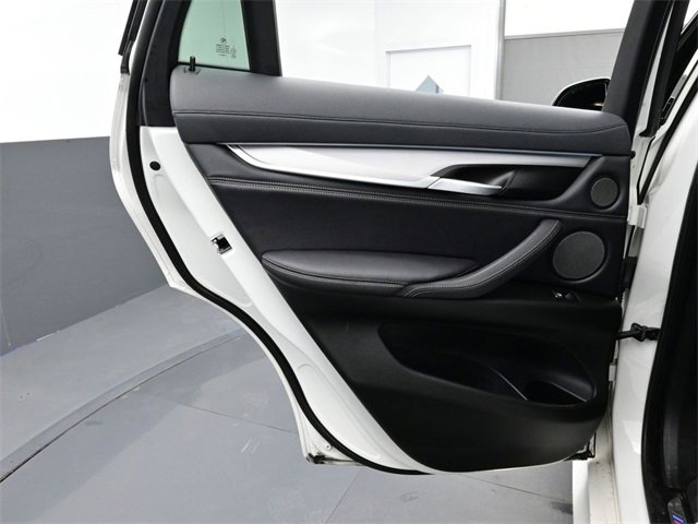 Used 2018 BMW X6 xDrive35i image 12