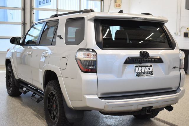 Used 2021 Toyota 4Runner TRD Off-Road Premium w/ Moonroof Package AWD/4WD image 10