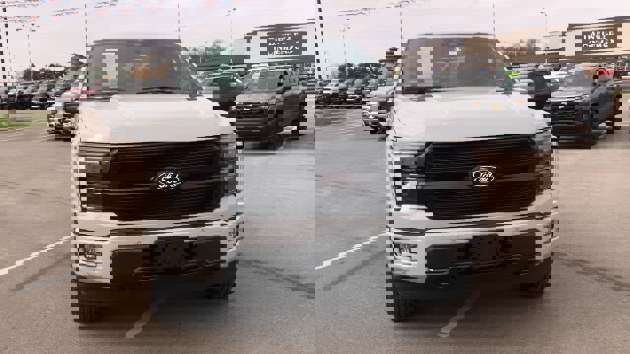 Used 2024 Ford F150 Platinum w/ FX4 Off-Road Package image 3