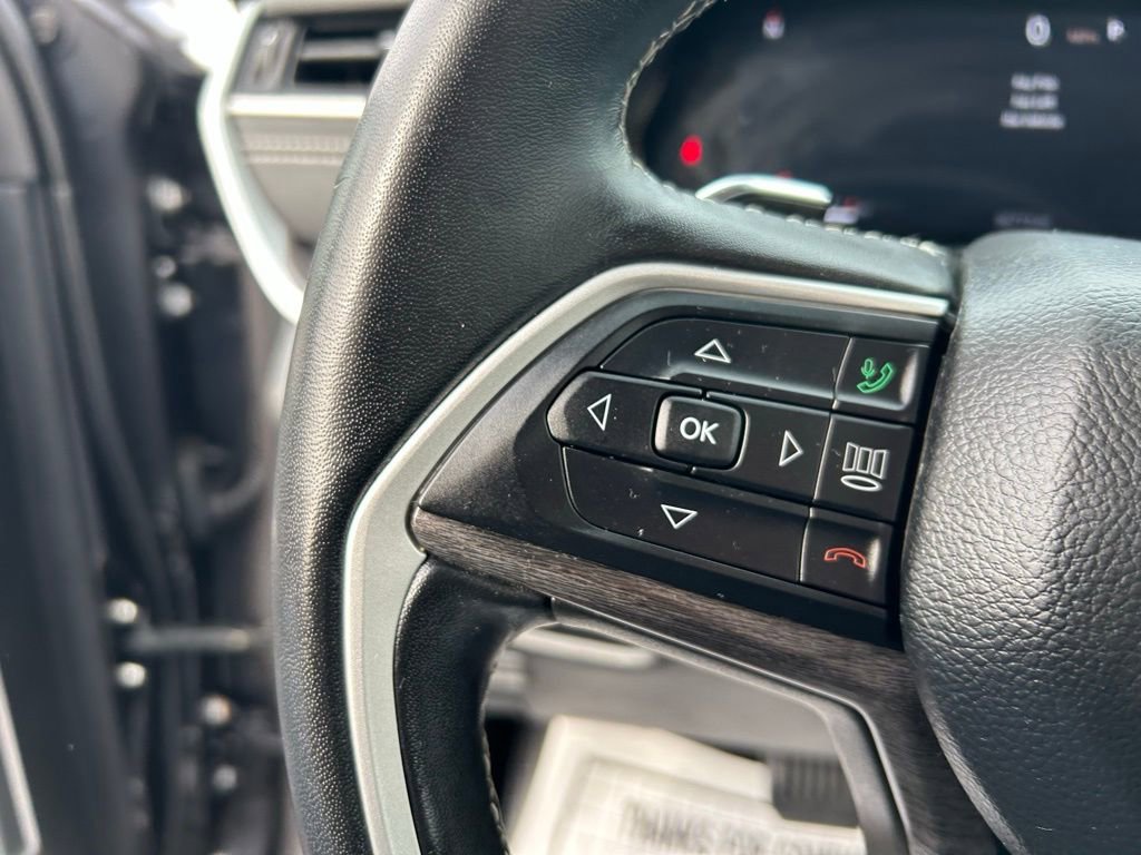 Used 2022 Jeep Grand Cherokee L Limited image 23