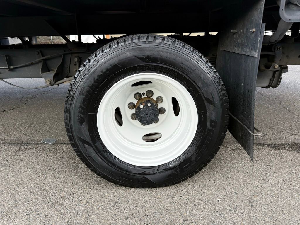 Used 2022 Ford E-450 and Econoline 450 Super Duty w/ Power Windows & Locks Group image 11