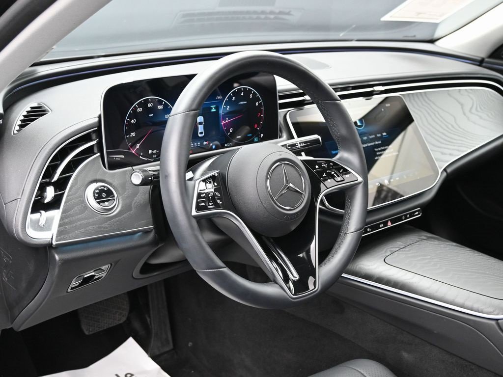 Used 2024 Mercedes-Benz E 350 4MATIC Sedan image 21