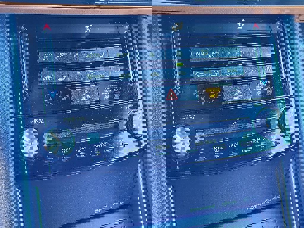 Used 2025 Lexus IS 300 F Sport image 28