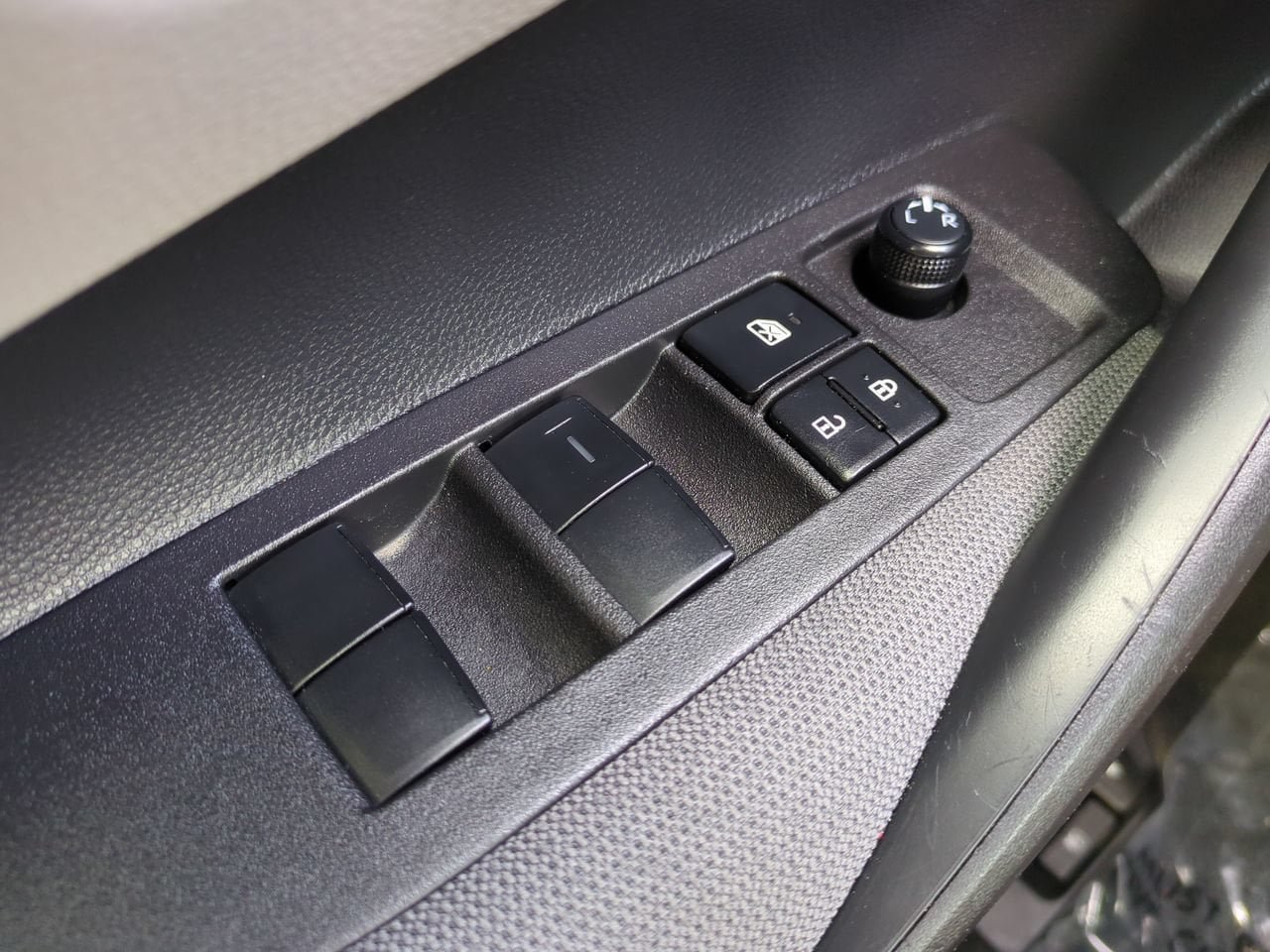 Used 2026 Toyota Corolla LE FWD image 21