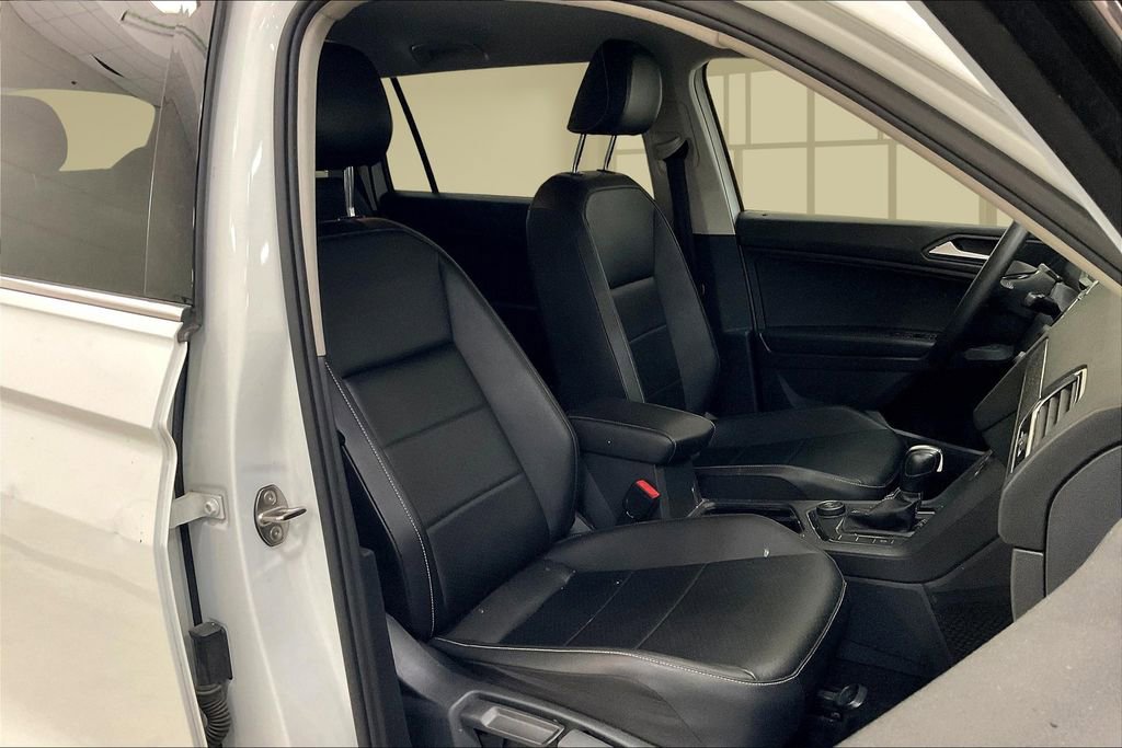 Used 2021 Volkswagen Tiguan SE image 7