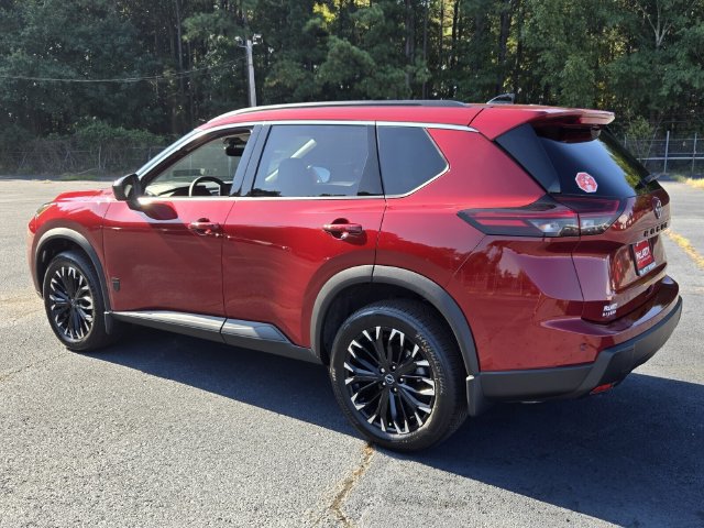 New 2026 Nissan Rogue Dark Armor FWD image 3