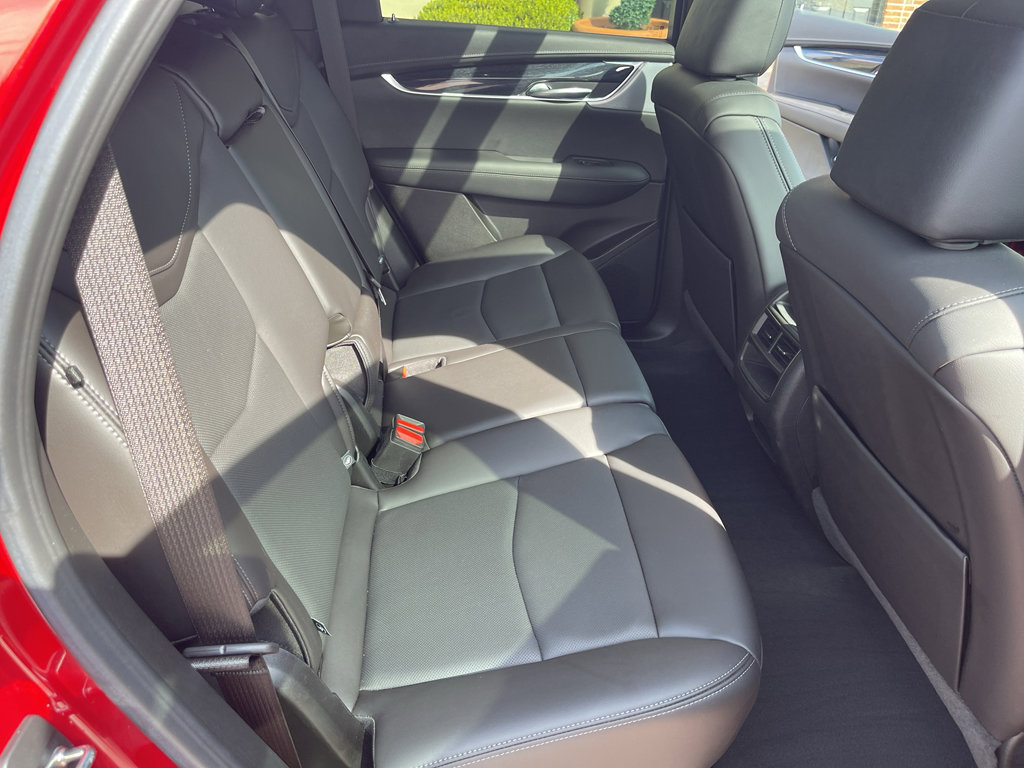 Used 2023 Cadillac XT5 Premium Luxury w/ Technology Package image 33
