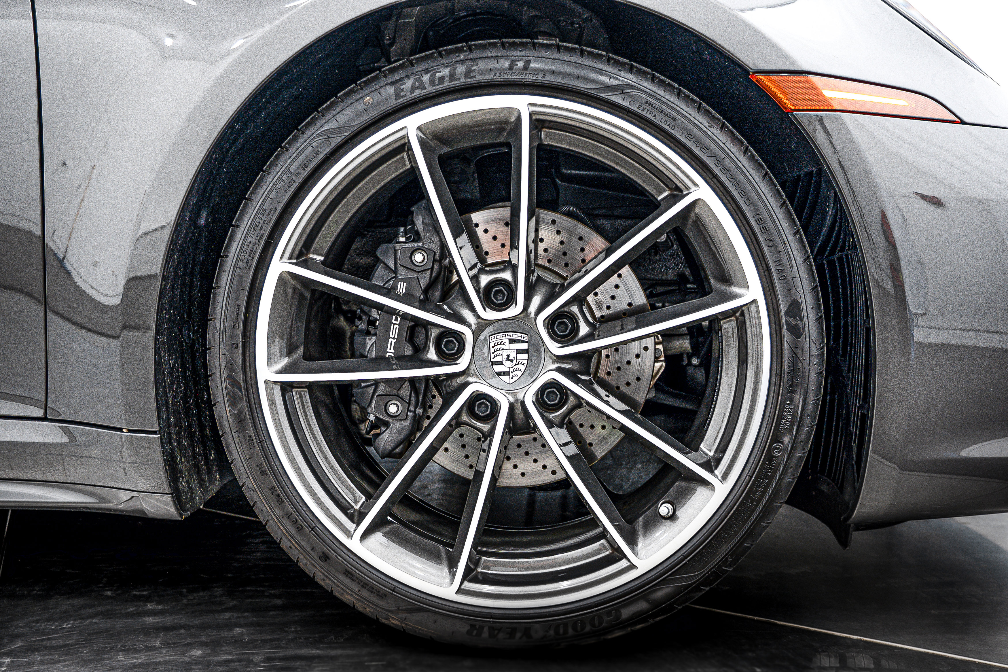 Certified 2024 Porsche 911 Carrera image 11