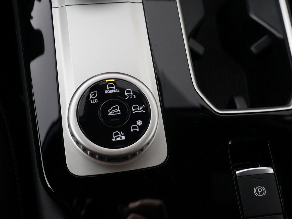 New 2026 Mitsubishi Outlander SEL Black Edition AWD/4WD image 58