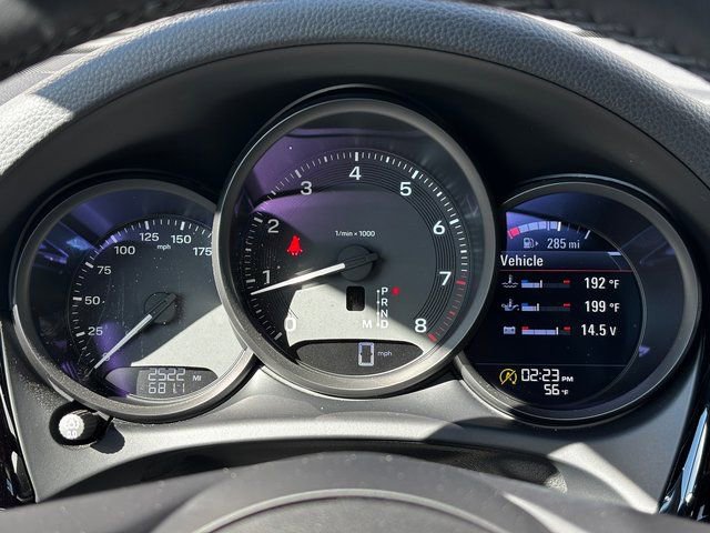 Used 2025 Porsche Macan AWD/4WD image 17