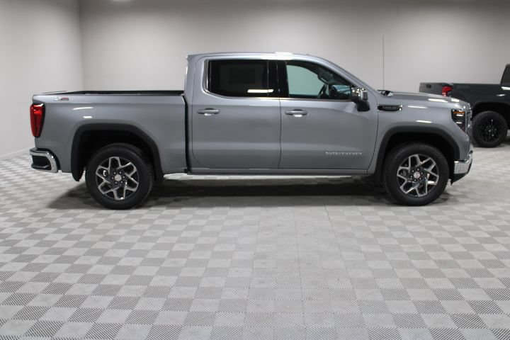 New 2026 GMC Sierra 1500 SLE w/ X31 Off-Road Package AWD/4WD image 12