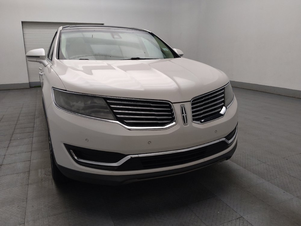 Used 2017 Lincoln MKX Reserve w/ Luxury Package FWD image 14