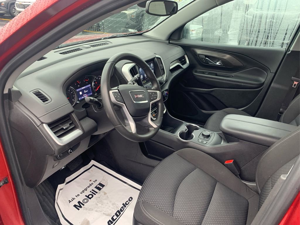 Used 2023 GMC Terrain SLE w/ Driver Convenience Package image 19
