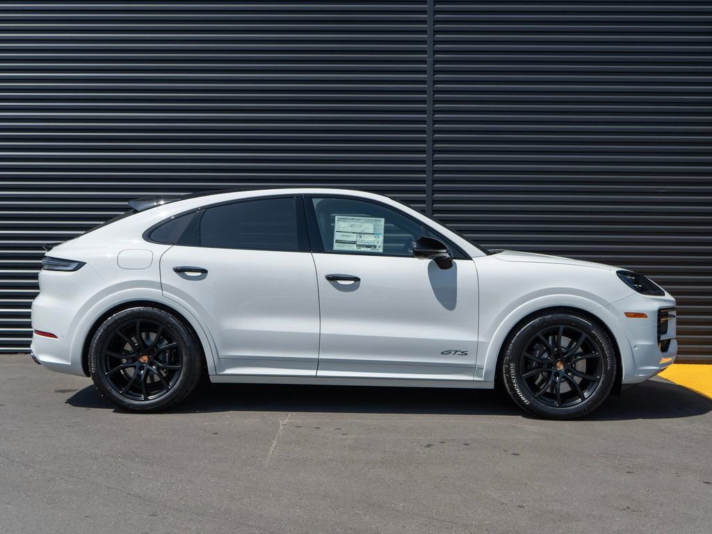 New 2026 Porsche Cayenne GTS AWD/4WD image 8