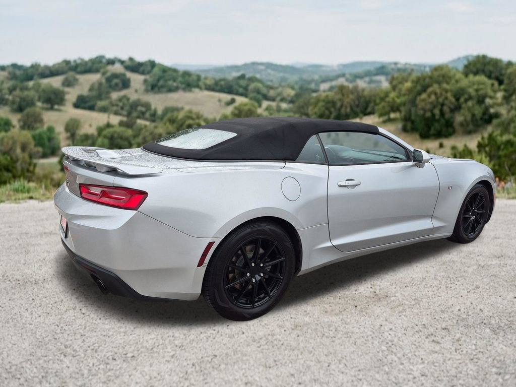 Used 2018 Chevrolet Camaro LT RWD image 9