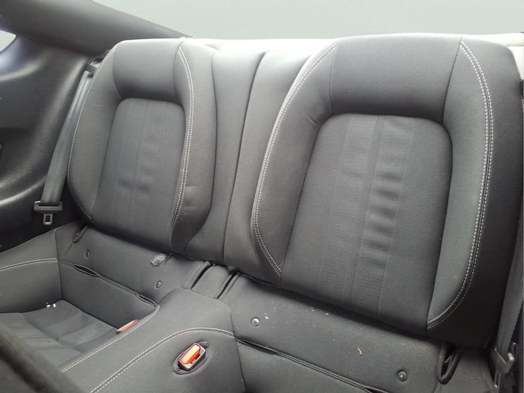 Used 2021 Ford Mustang GT RWD image 12