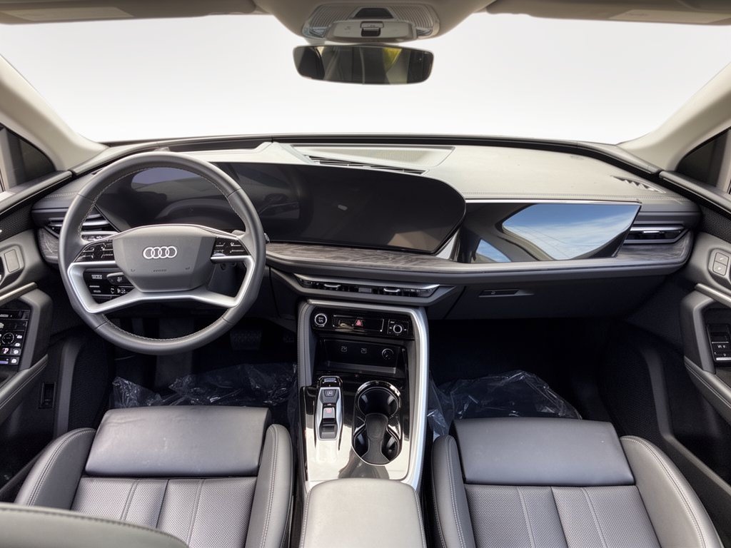 Certified 2025 Audi Q5 Premium w/ Premium Plus AWD/4WD image 17