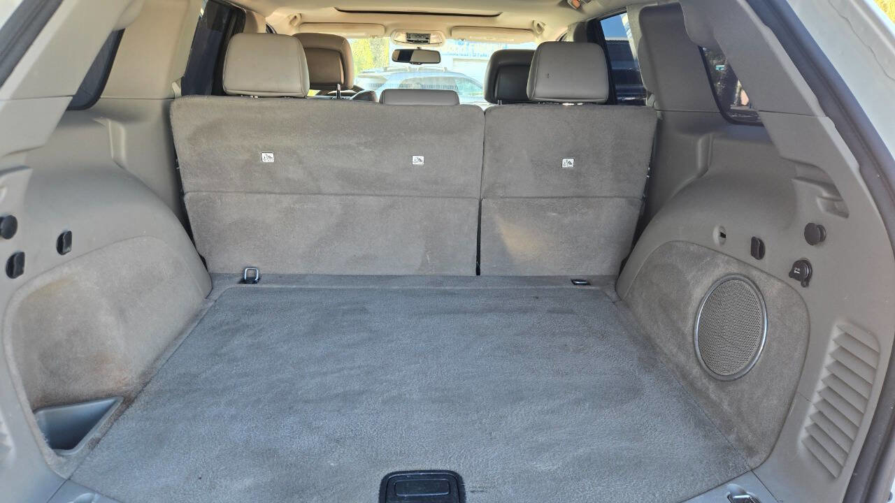 Used 2012 Jeep Grand Cherokee Laredo RWD image 19