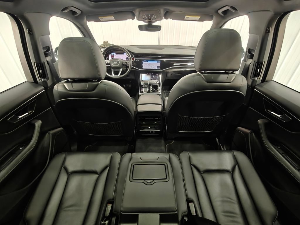 Used 2025 Audi Q7 3.0T Premium Plus AWD/4WD image 34