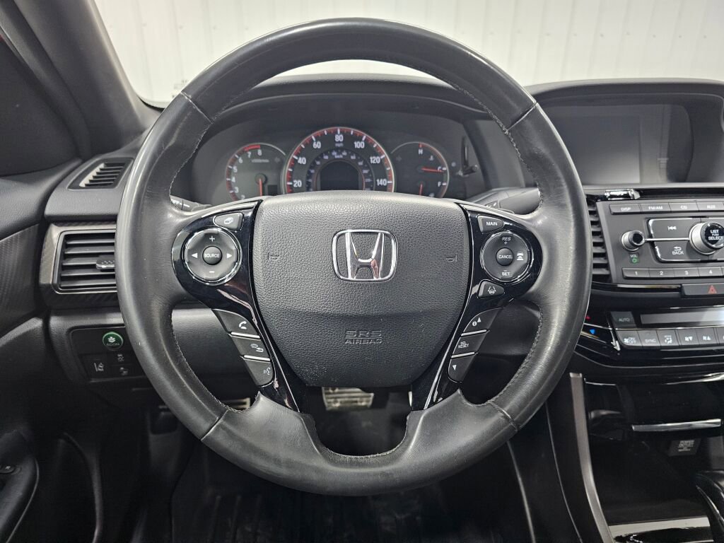 Used 2016 Honda Accord Sport image 10