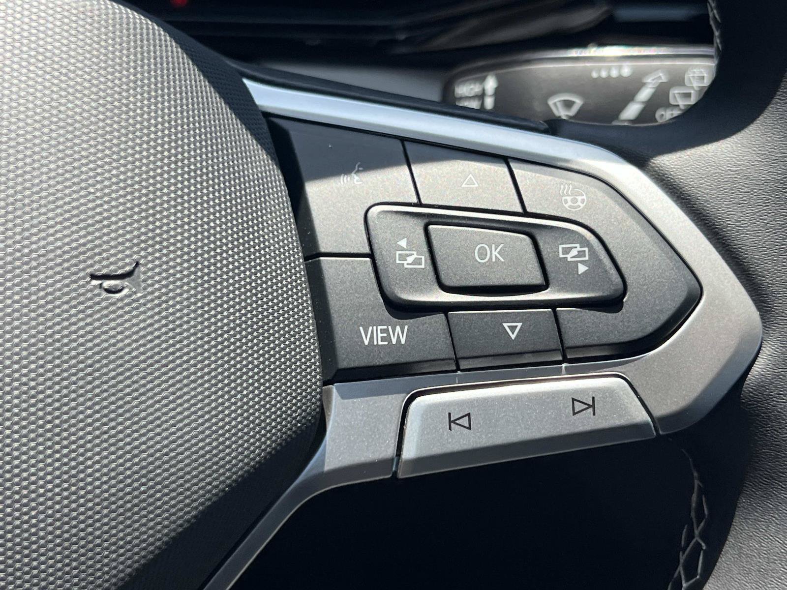 New 2026 Volkswagen Taos S FWD image 10