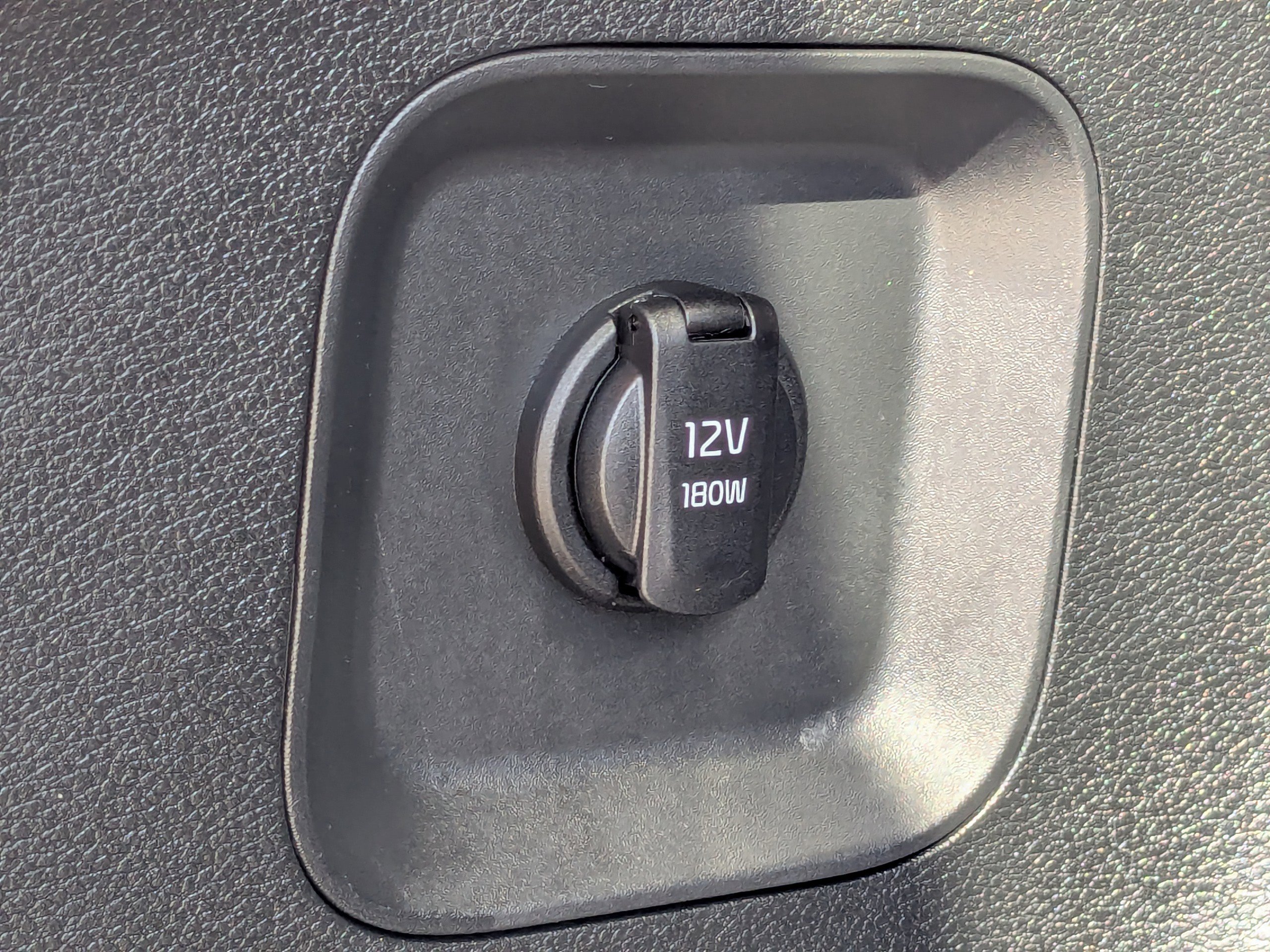 Certified 2024 Kia Sportage EX image 16