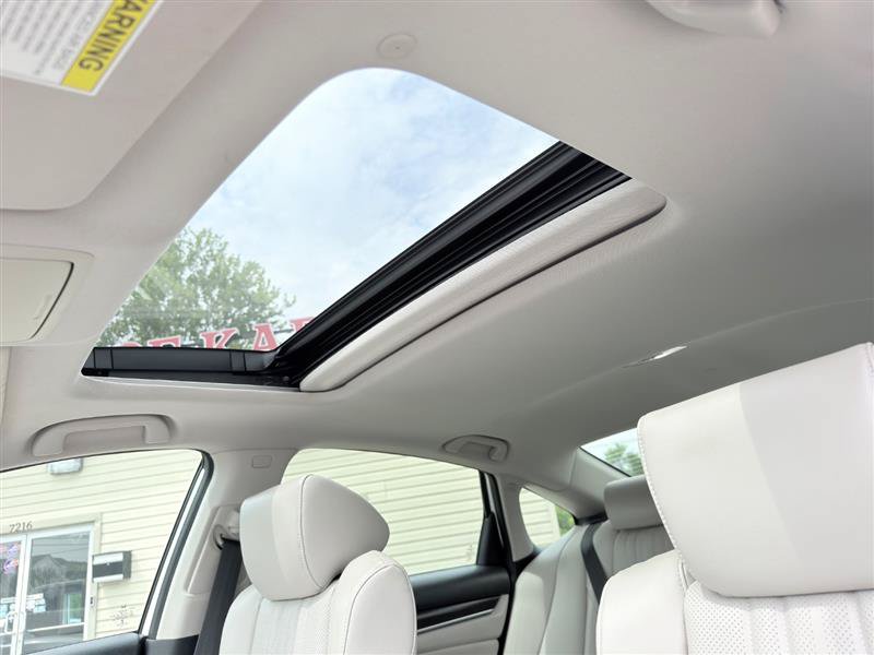 Used 2018 Honda Accord EX-L image 16