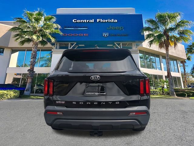 Used 2021 Kia Sorento LX image 6
