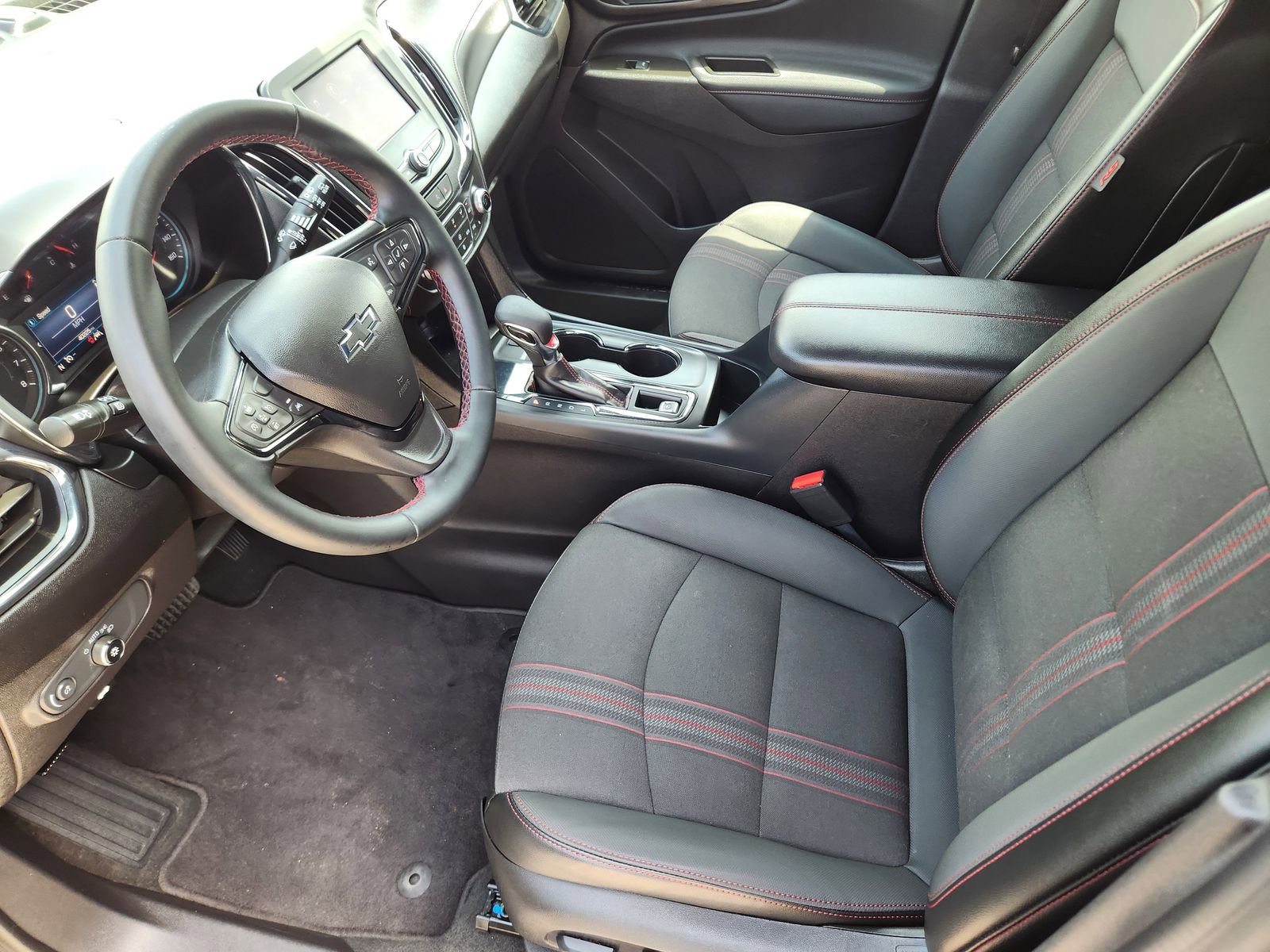 Used 2024 Chevrolet Equinox RS FWD image 13