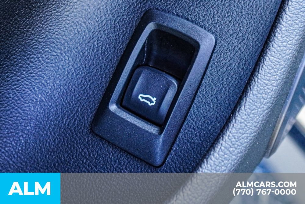 Used 2022 BMW i4 eDrive40 image 53