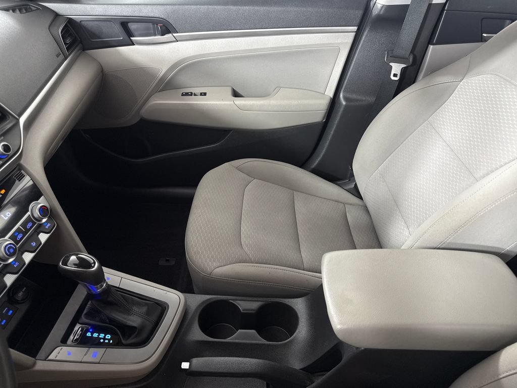 Used 2020 Hyundai Elantra Value Edition FWD image 19