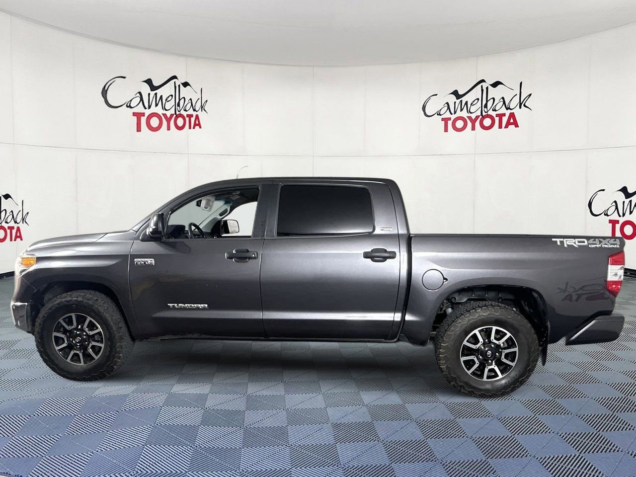 Used 2017 Toyota Tundra SR5 image 4