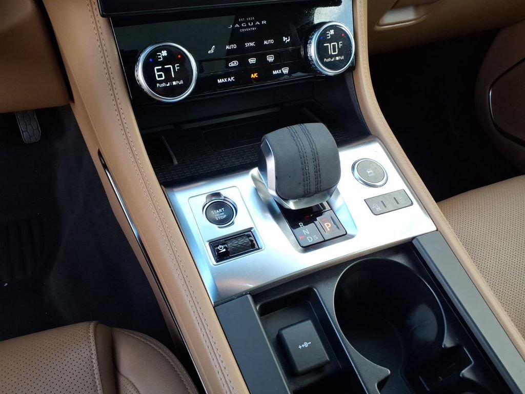 Used 2023 Jaguar F-PACE S AWD/4WD image 28