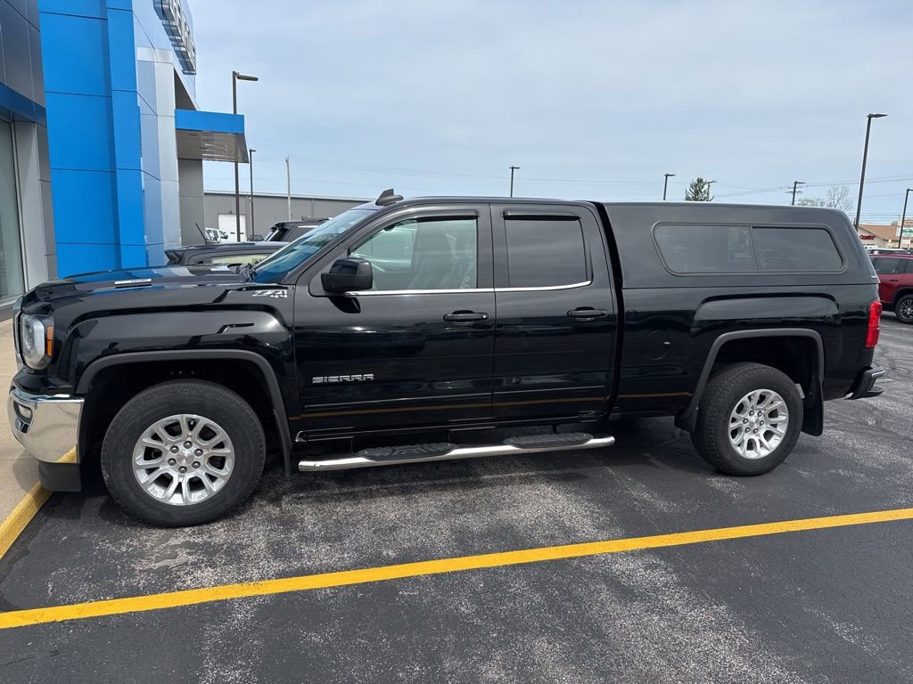 Used 2019 GMC Sierra 1500 SLE w/ SLE Value Package AWD/4WD image 2