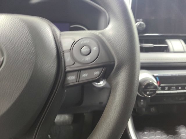 Used 2024 Toyota RAV4 XLE FWD image 24