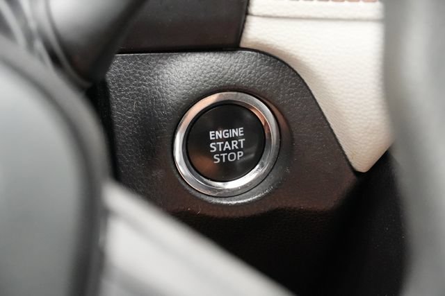 Used 2022 Toyota RAV4 XLE FWD image 29