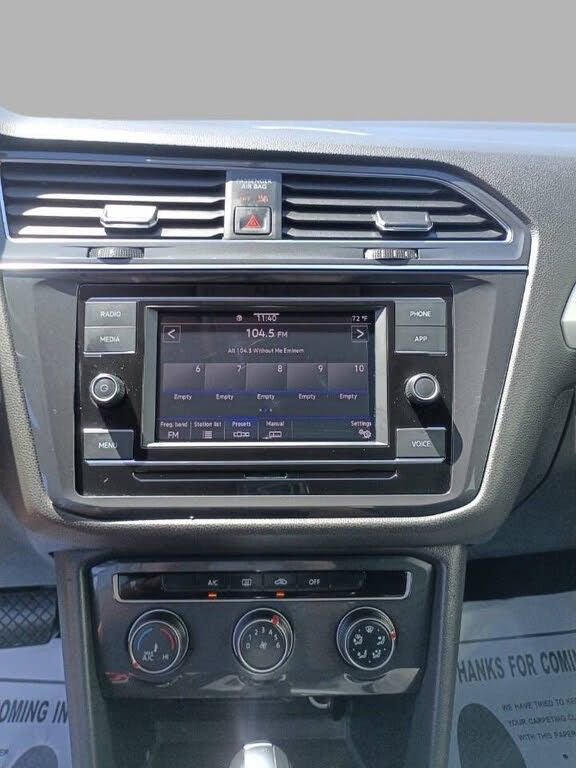 Used 2021 Volkswagen Tiguan S image 30