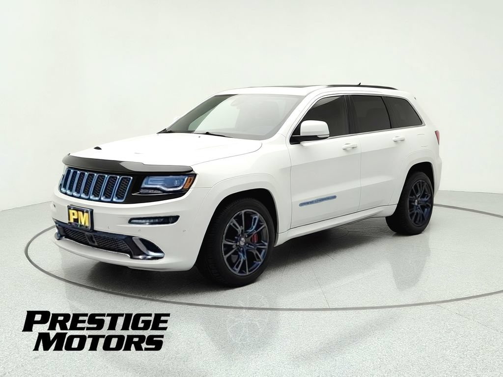 Used 2015 Jeep Grand Cherokee SRT w/ Luxury Group II AWD/4WD image 3