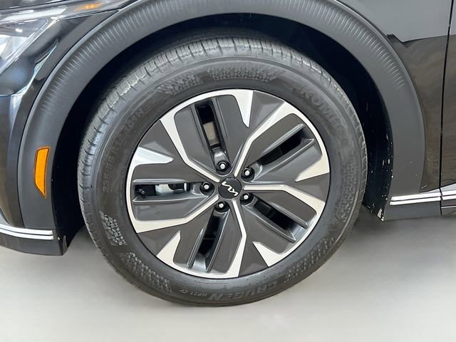 Certified 2024 Kia EV6 Light image 30