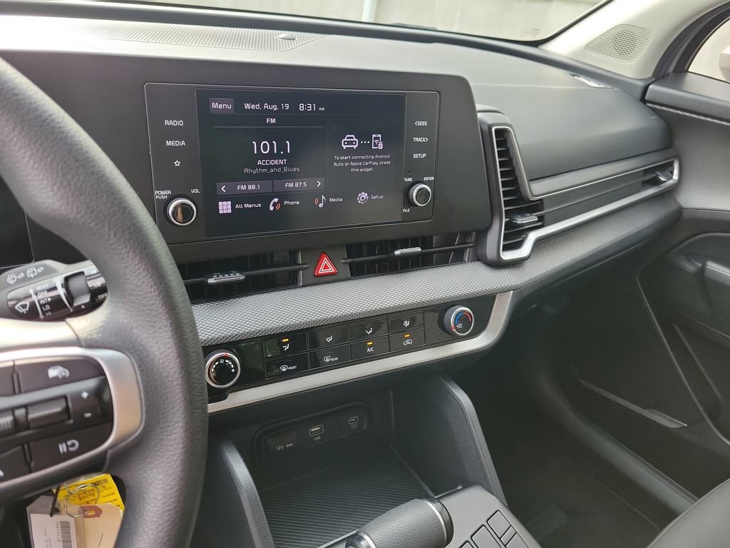 Used 2024 Kia Sportage LX FWD image 30